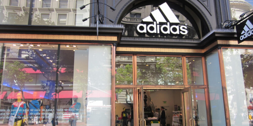 Adidas vendita shop