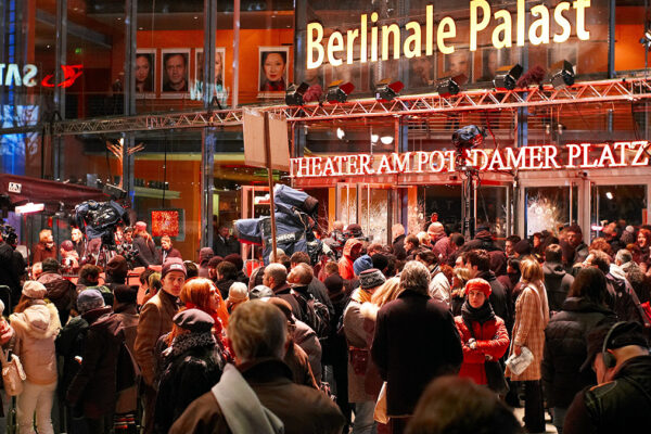 Berlinale (Wikipedia. Autore: Maharepa - https://www.flickr.com/photos/fotokurse-berlin/386712672/?addedcomment=1#comment72157602799951317, CC BY 2.0, https://commons.wikimedia.org/w/index.php?curid=3014660)