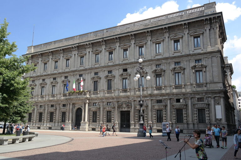 Esterno Palazzo Marino (foto: Wikipedia. Luca Aless)